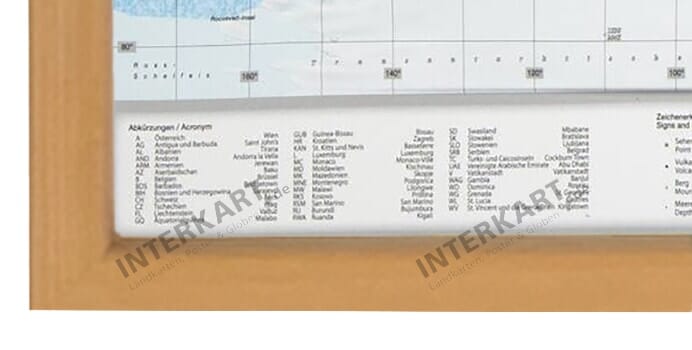 mit Rahmen aus Holz (Naturfarbe)